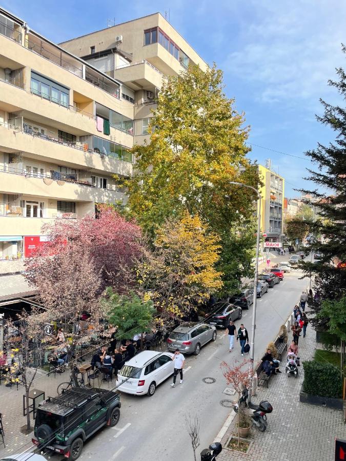 Sunny & Bright Central Pristina Buitenkant foto